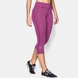 UNDER ARMOUR HeatGear Striped Compression Crops